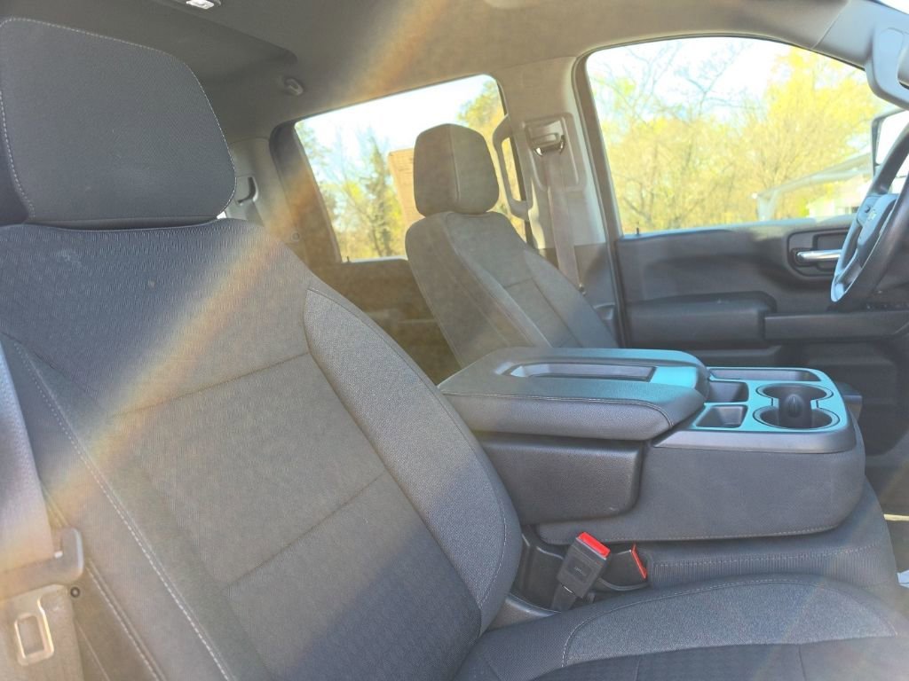 Used 2023 Summit White Chevrolet Custom image 32