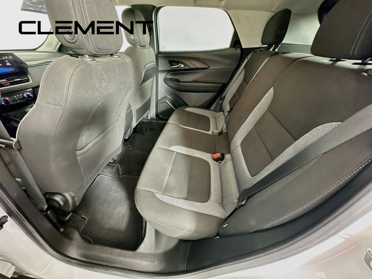 Certified Used 2025 Summit White Chevrolet LT image 30