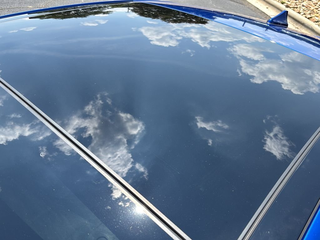 2025 GENESIS G70 Standard - Photo 15