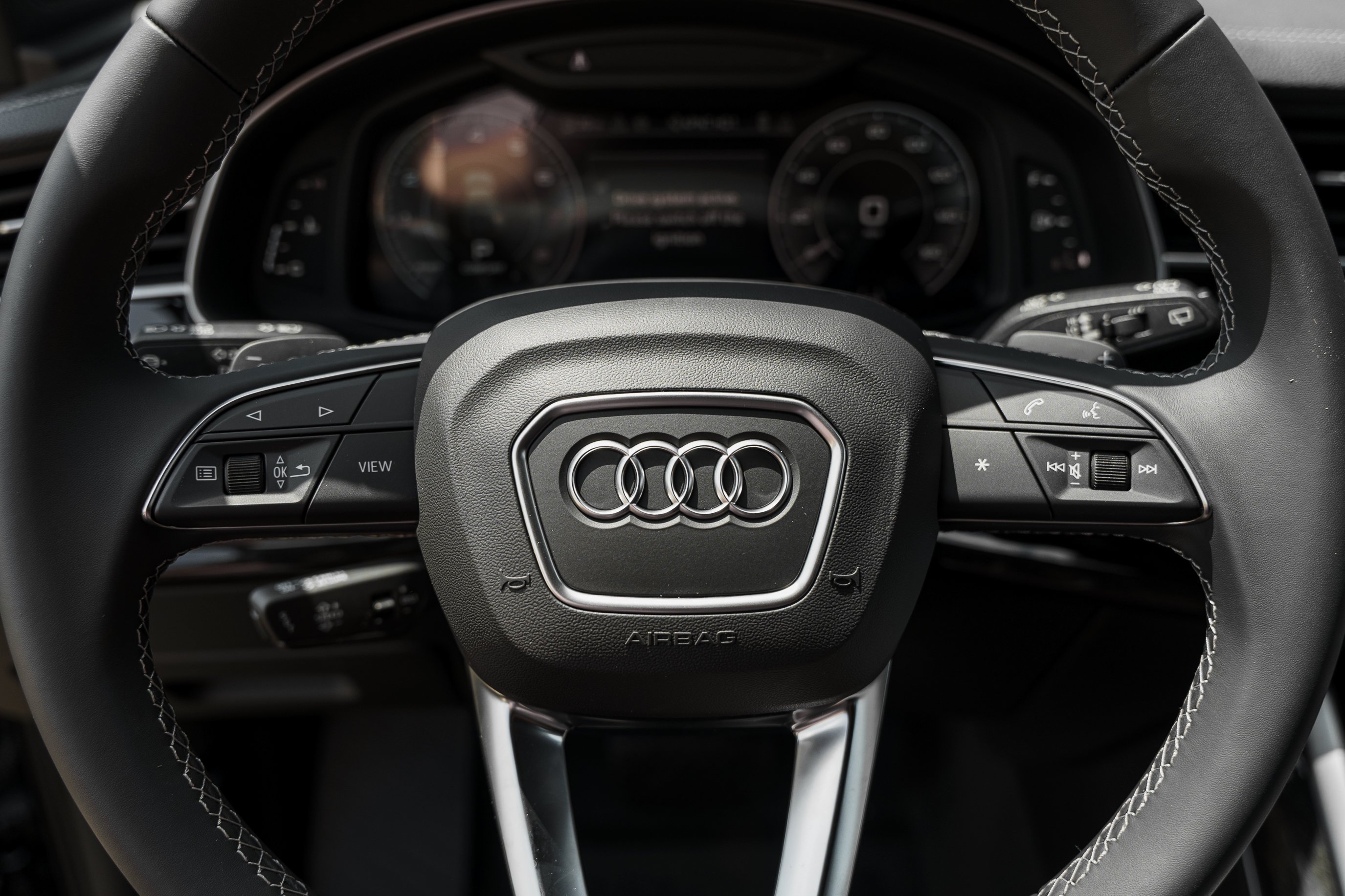New 2026 MYTHOS BLACK Audi Premium image 17
