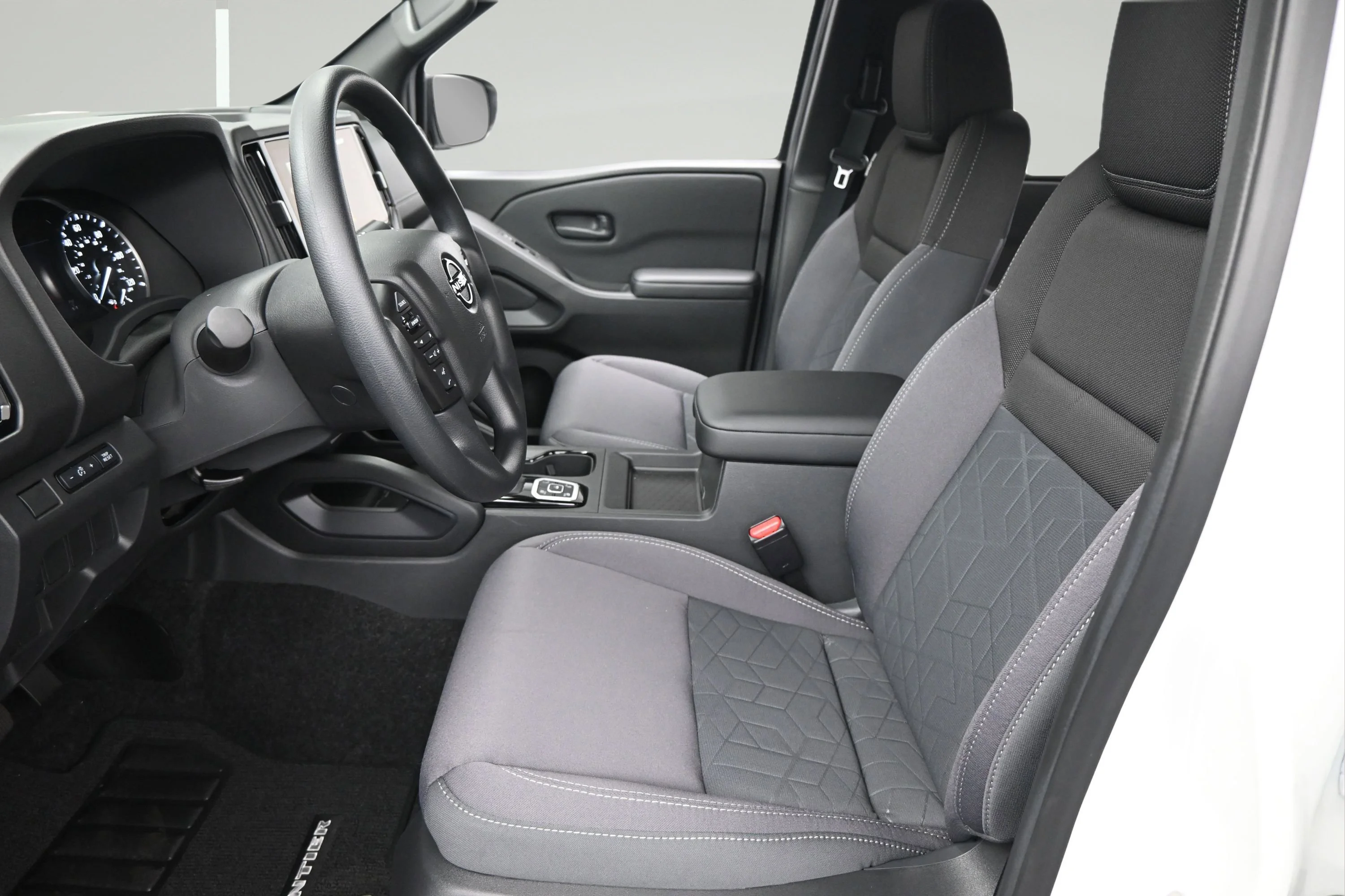 New 2026 Glacier White Nissan Crew Cab SV image 9
