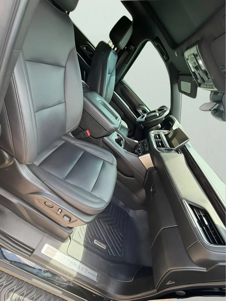 Used 2023 Black Chevrolet Z71 image 17