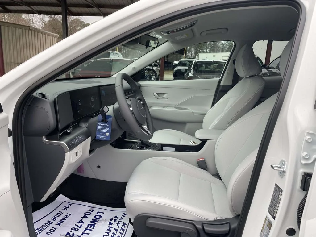 New 2026 White Hyundai SEL Sport image 15