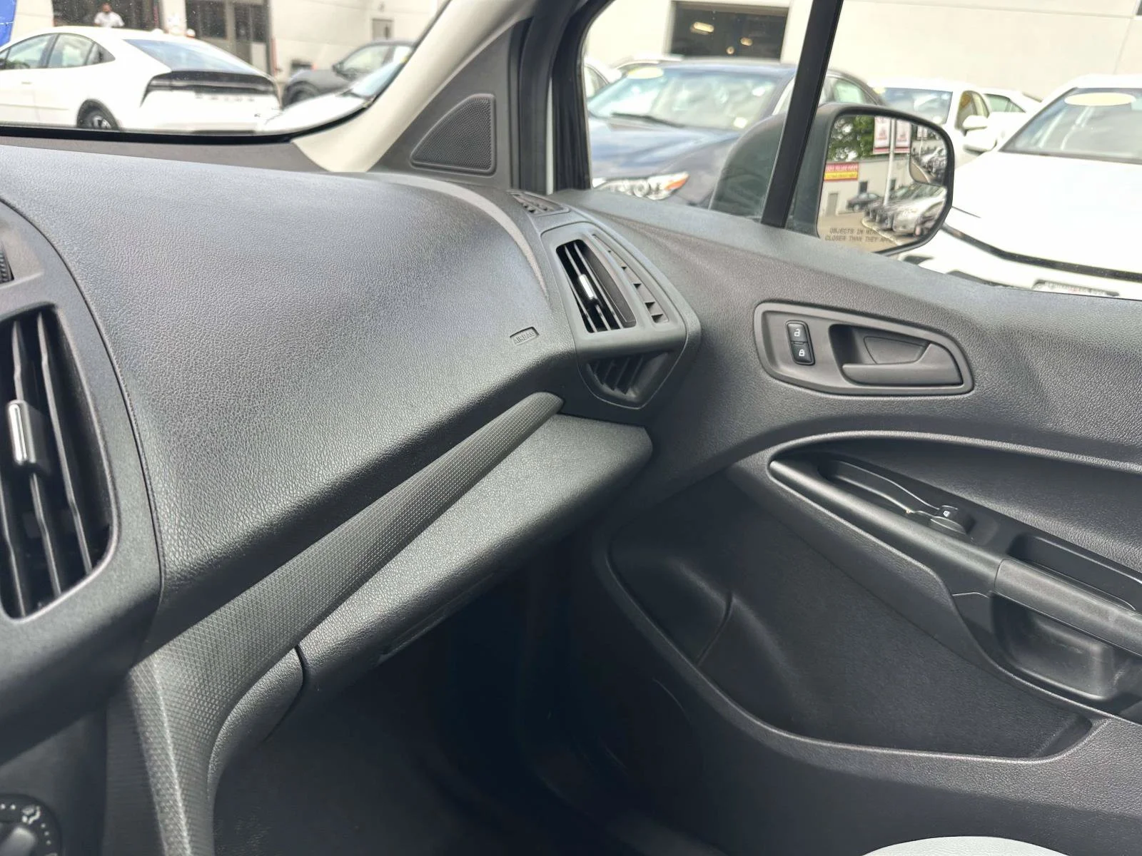 Used 2016 White Ford XL image 26