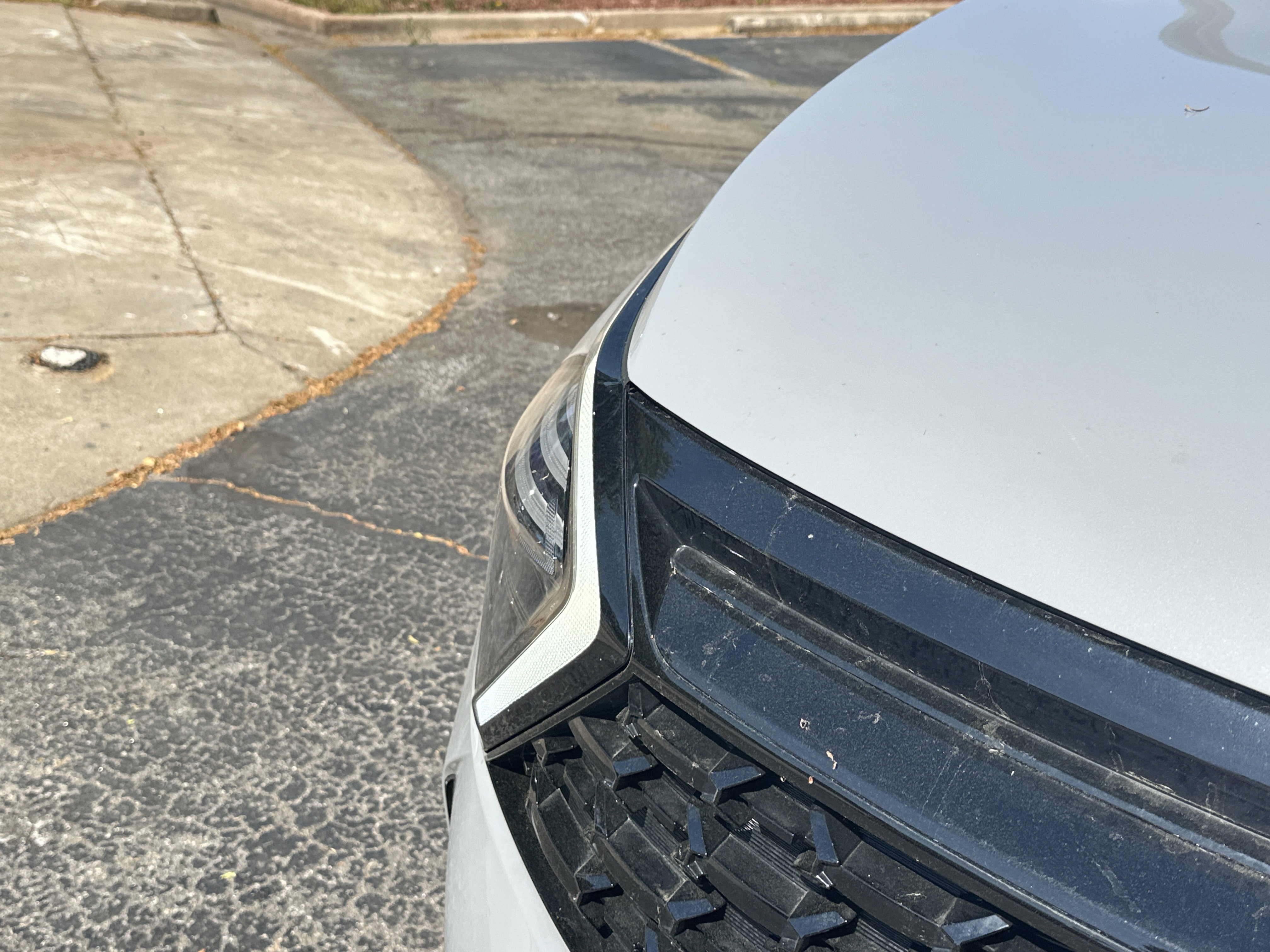 Used 2025 Wolf Gray/Ebony Black Roof Kia X-Pro image 13
