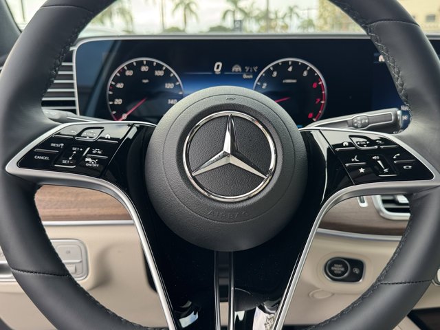 New 2026 MOONLIGHT WHITE MET Mercedes-Benz GLE 450 image 11