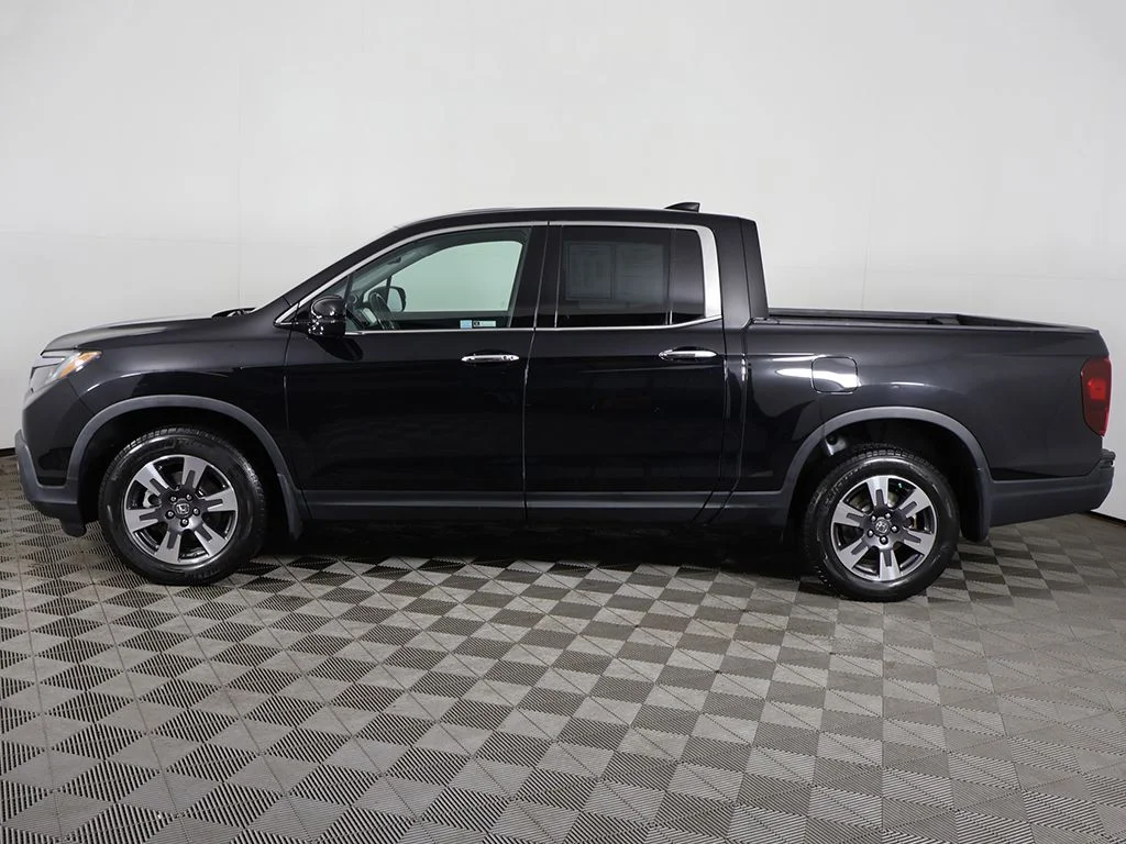 Used 2019 Crystal Black Pearl Honda RTL-E image 20