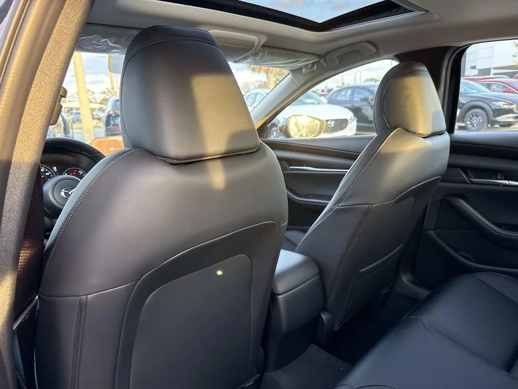 New 2026 Jet Black Mica Mazda 2.5 S Preferred image 15