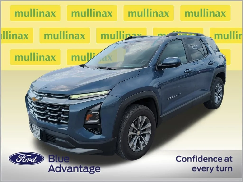 Used 2025 Blue Chevrolet LT image 2