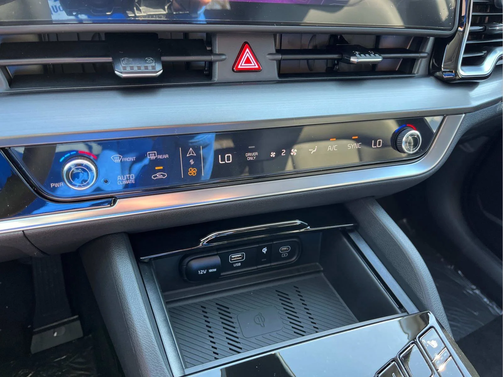 2025 Kia Sportage EX Hybrid - Photo 26