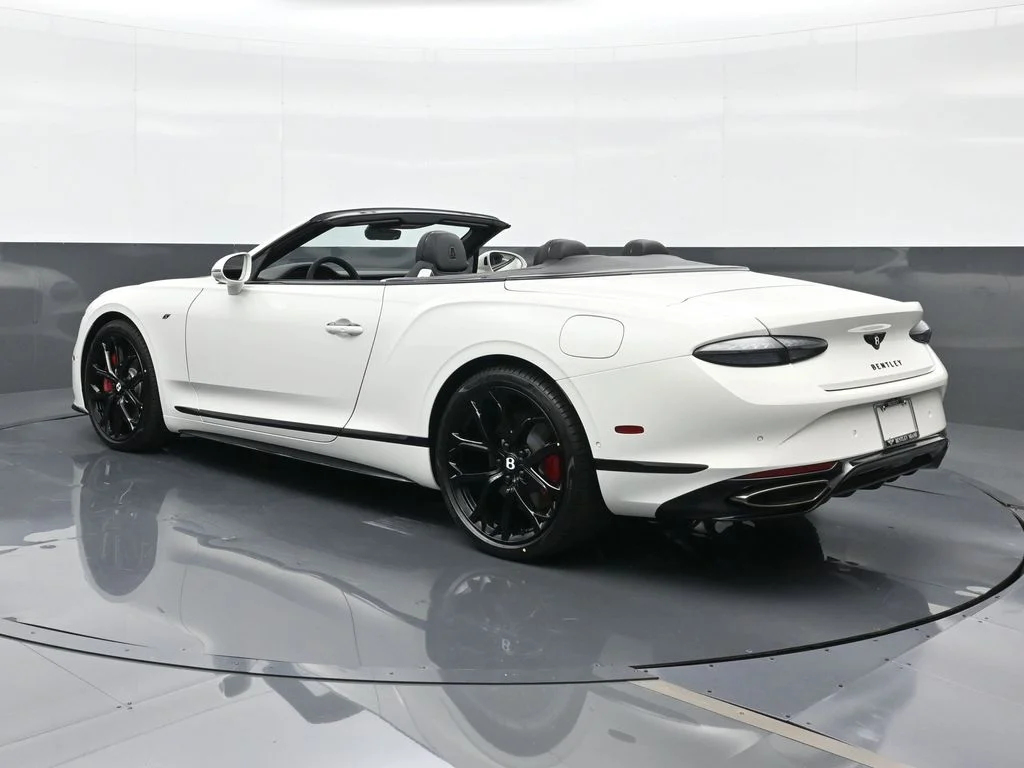 New 2026 White Bentley  image 3