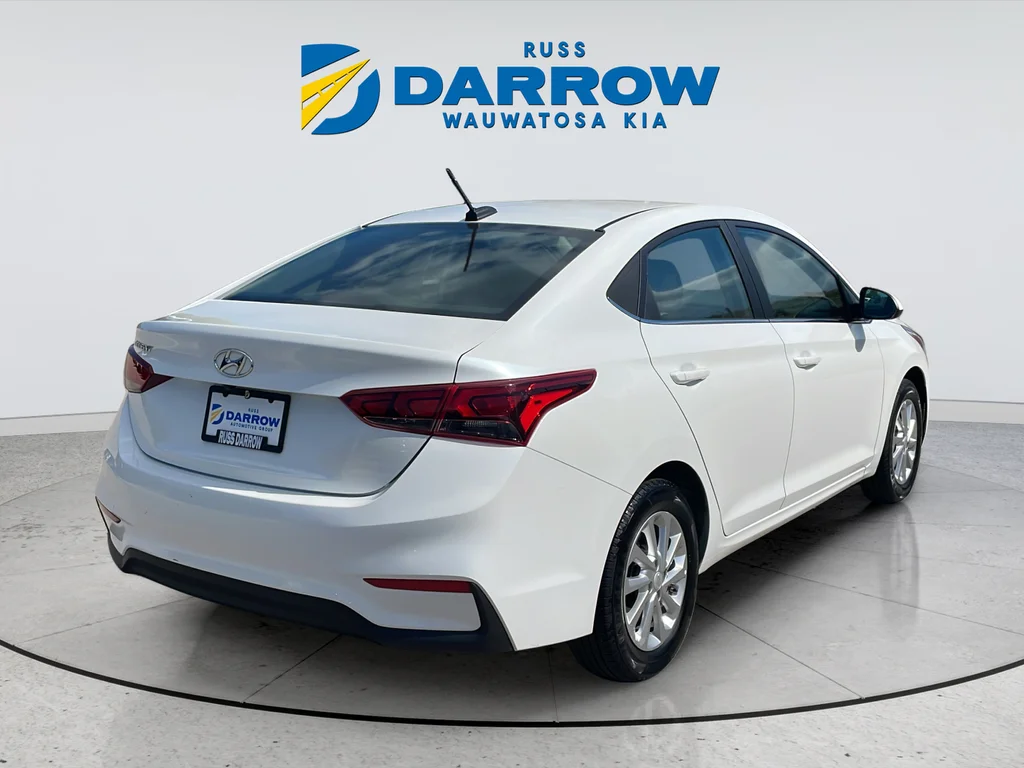 Used 2022 White Hyundai SEL image 5