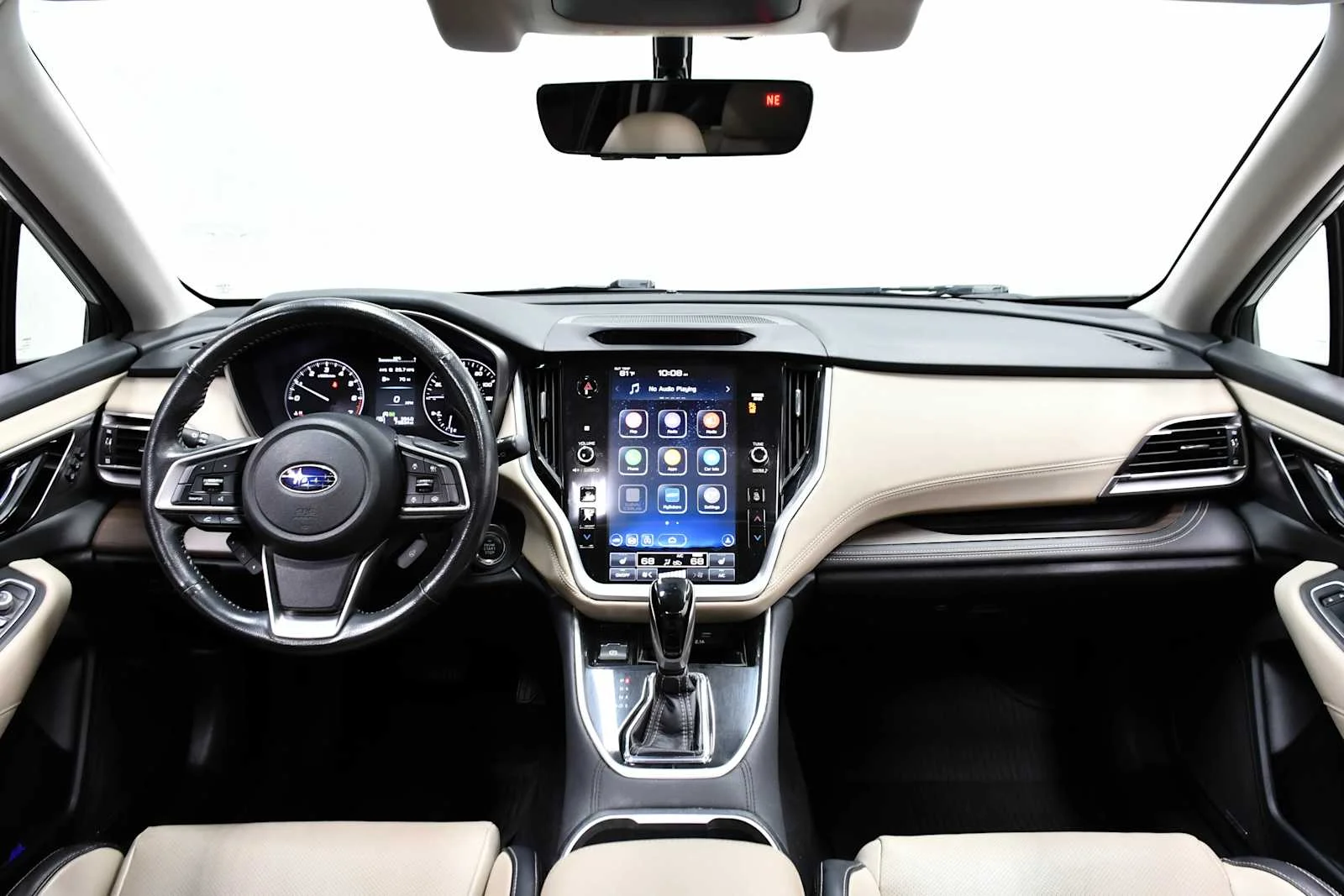 Used 2022 Crystal White Pearl Subaru Limited image 16