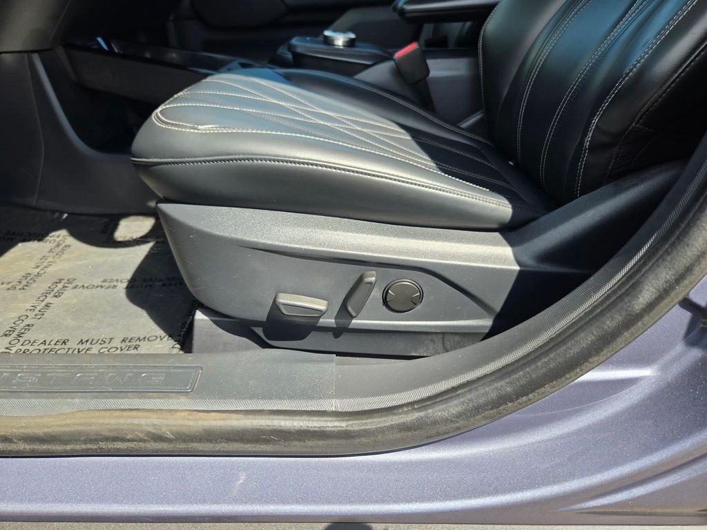 Used 2021 Blue Ford Select image 12