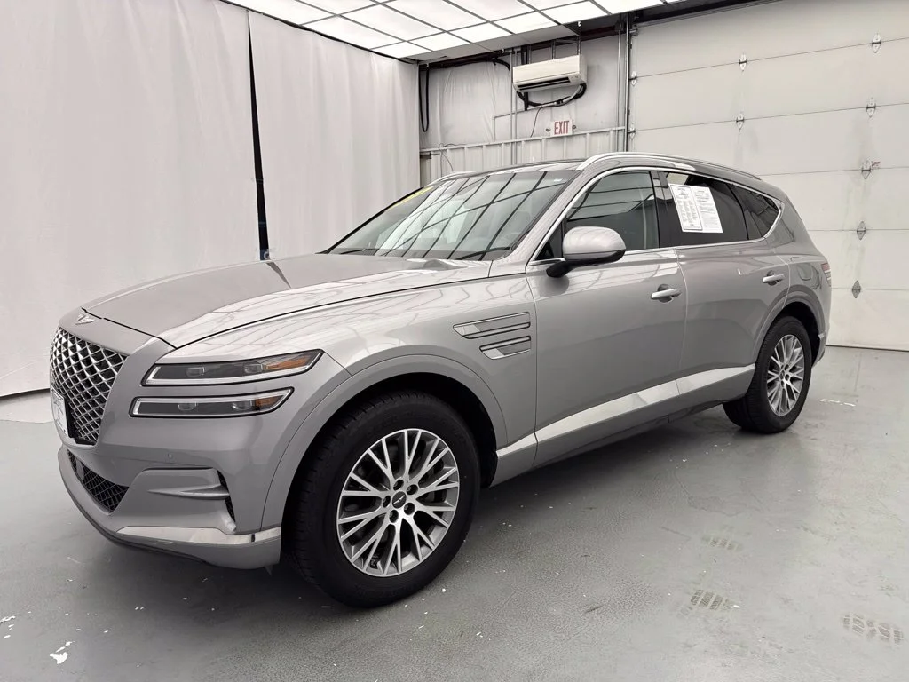 Used 2024 Savile Silver Genesis 2.5T image 3