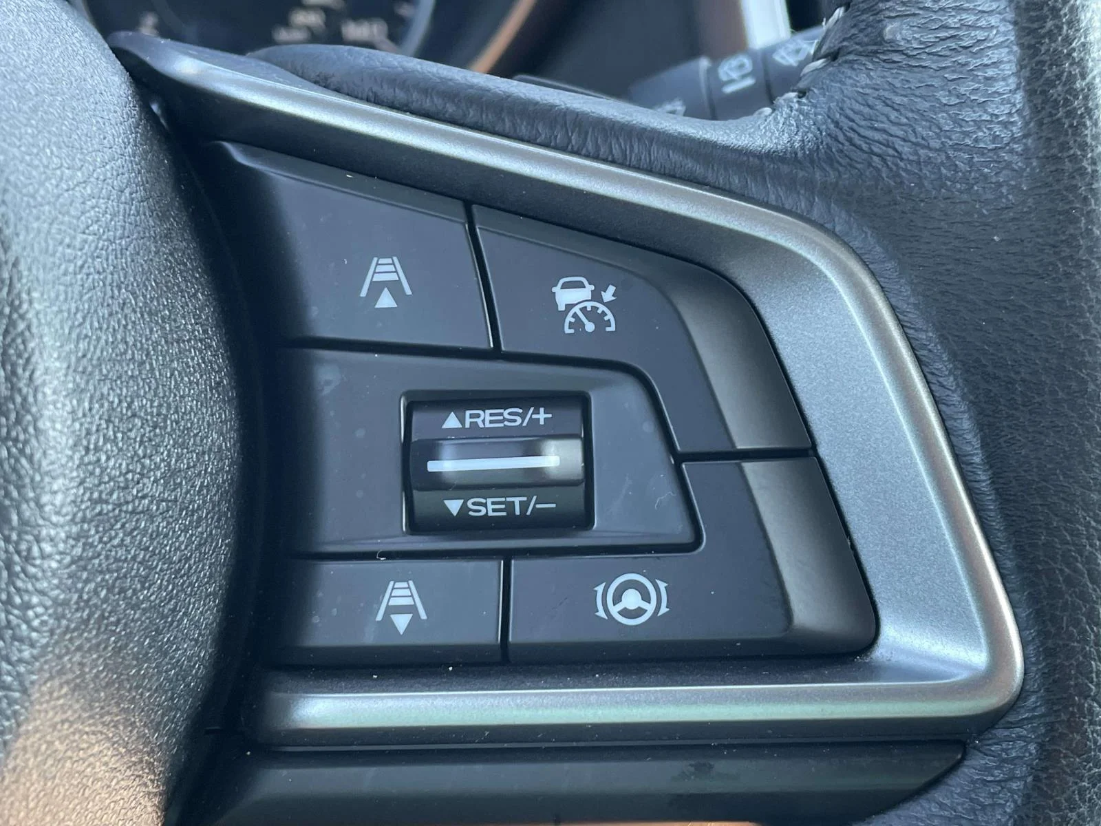 Used 2022 Gray Subaru Limited image 33