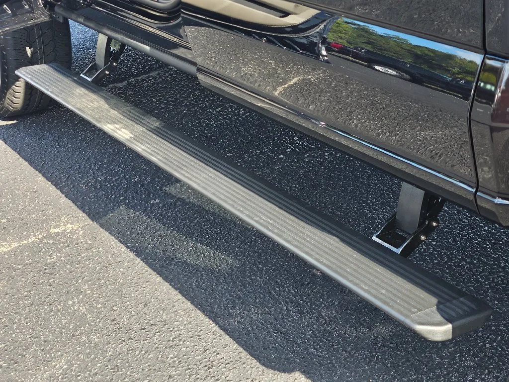New 2027 Black Ford Platinum image 18