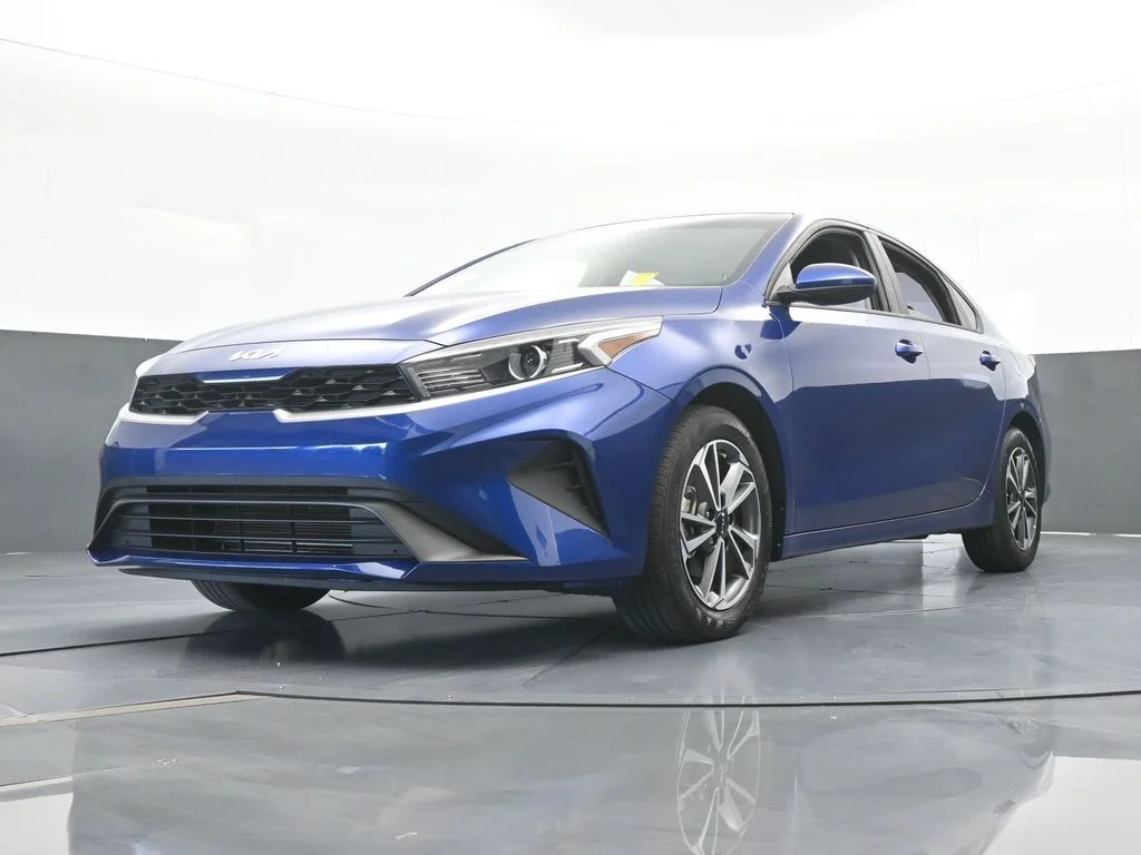 Used 2023 Deep Sea Blue Kia LXS image 46