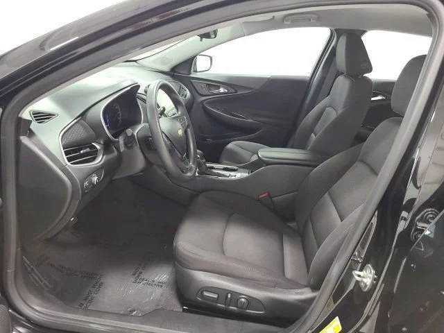 Used 2024 Mosaic Black Metallic Chevrolet LT image 17