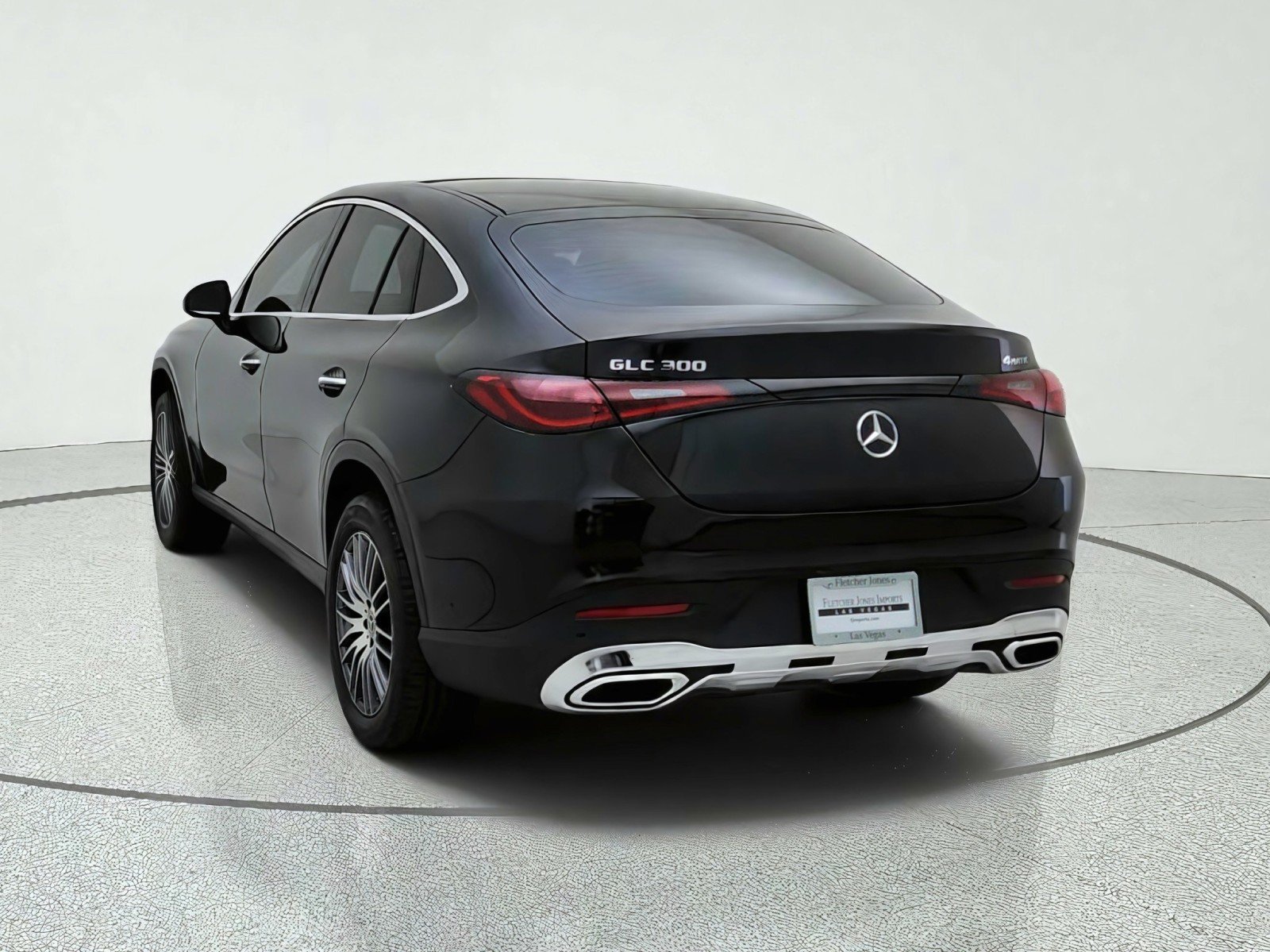 Certified Used 2025 Obsidian Black Metallic Mercedes-Benz GLC 300 image 11