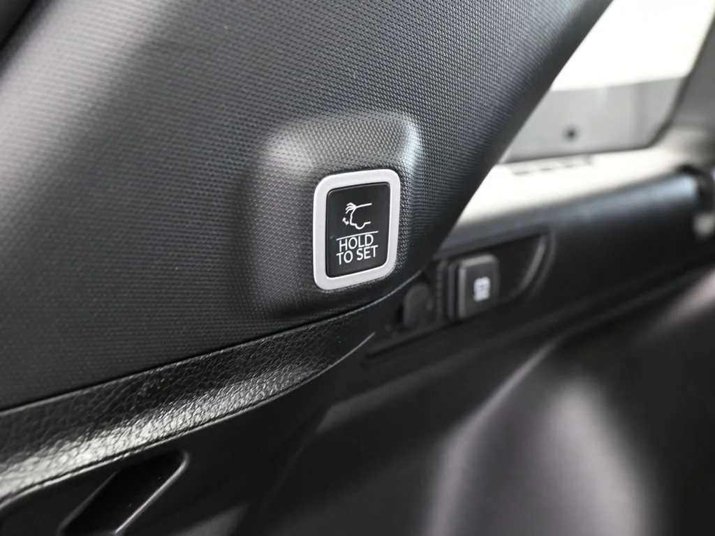 Used 2024 White Jeep Limited image 46