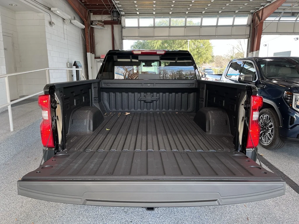 2026 Chevrolet Silverado 1500 LT - Photo 8