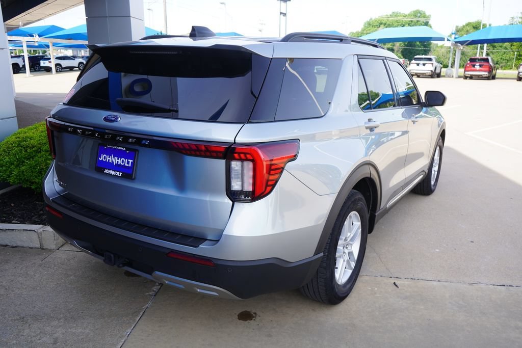 Used 2025  Ford Active image 9