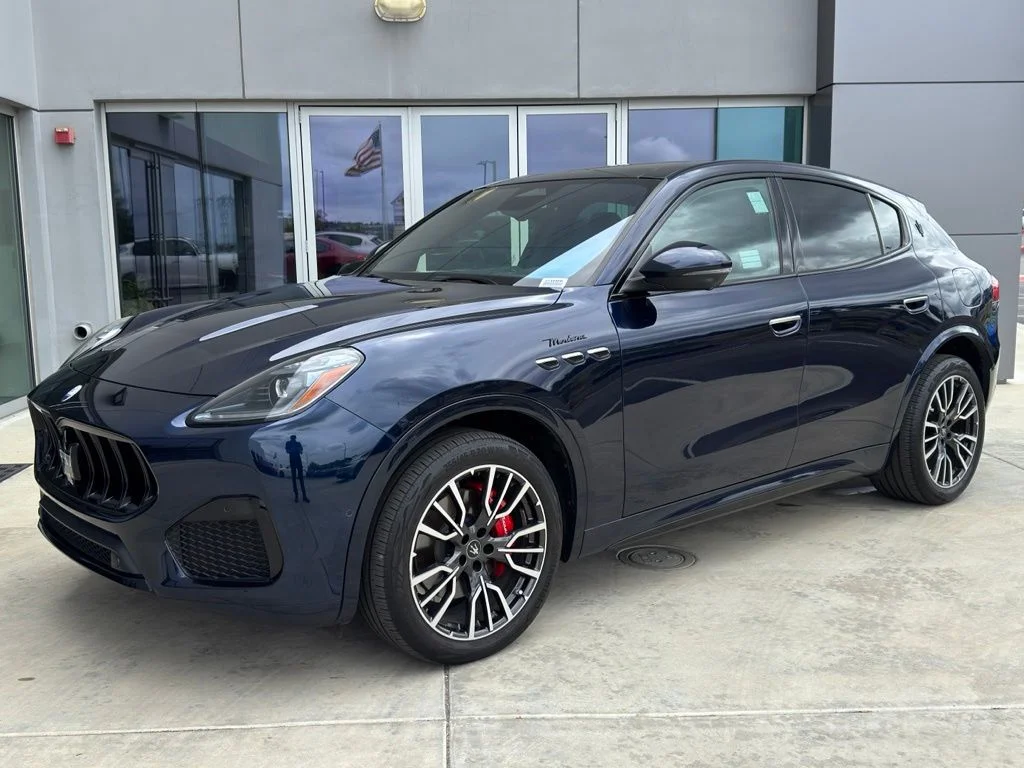 Certified Used 2023 Blu Nobile Tri-Coat Maserati Modena image 3