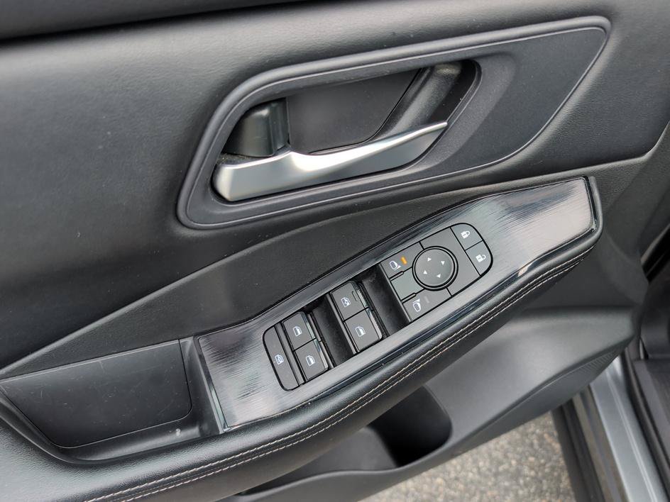 Used 2024 Gun Metallic Nissan SV image 17