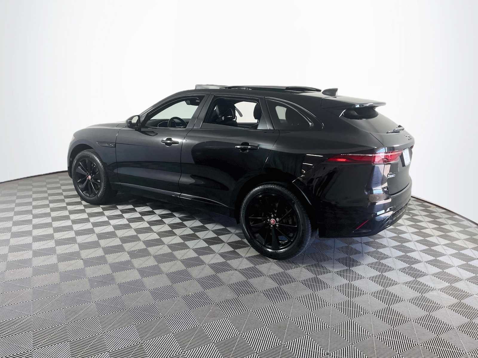 Used 2022 Santorini Black Jaguar S image 6