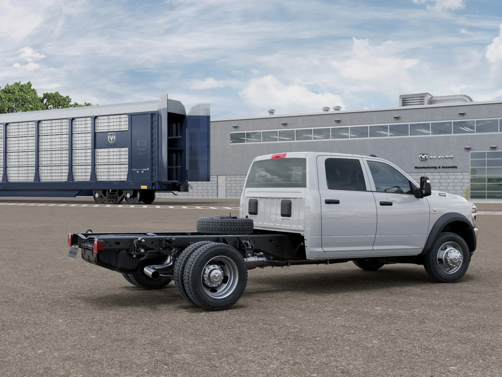 New 2026 Bright White Clear-Coat Exterior Paint RAM TRADESMAN image 2