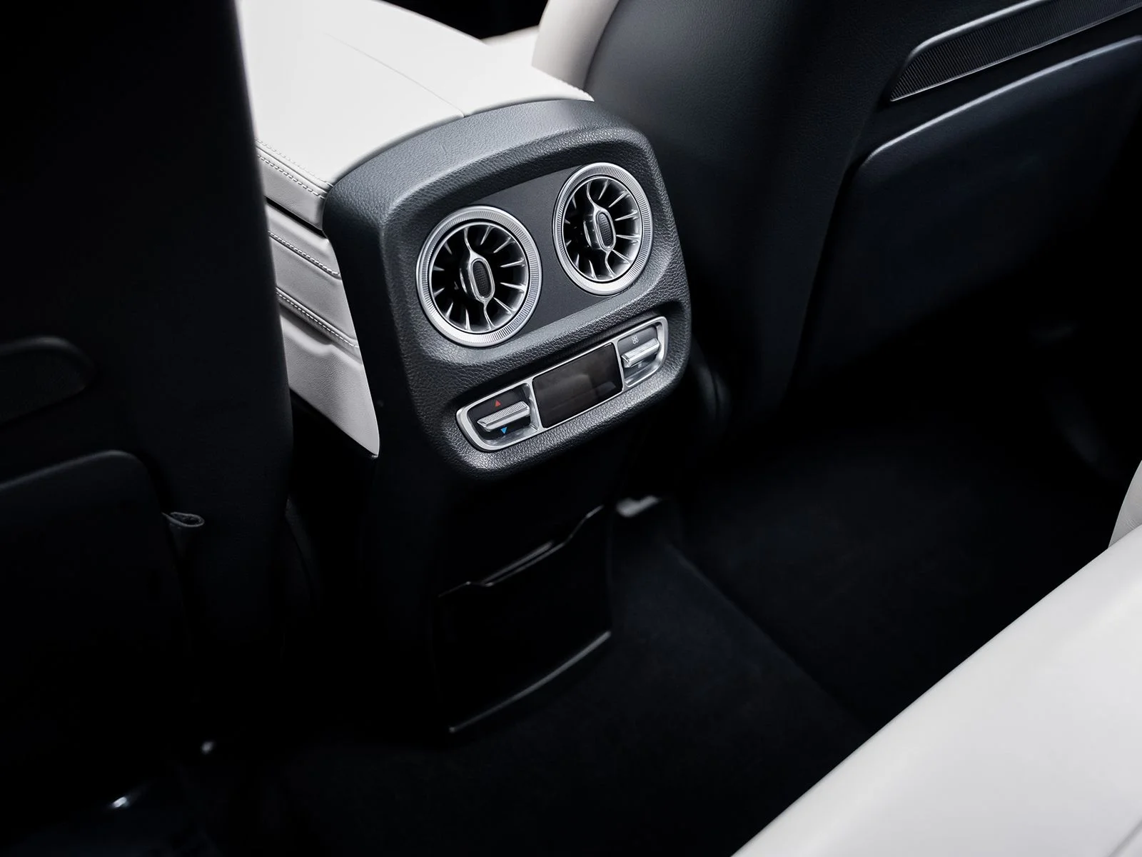 Used 2022 White Mercedes-Benz G 63 AMG® image 26
