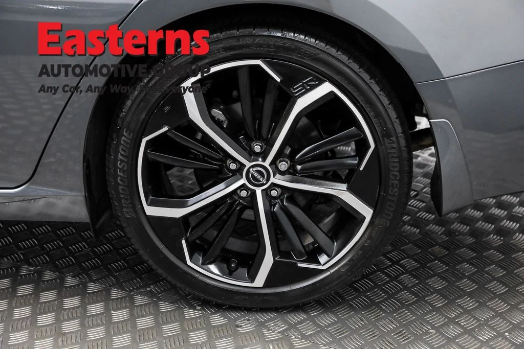 Used 2024 Gray Nissan 2.5 SR image 32