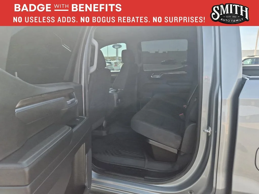 Used 2025 Sterling Gray Metallic Chevrolet LT Trail Boss image 13