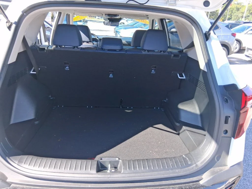 Certified Used 2025 White Kia S image 17