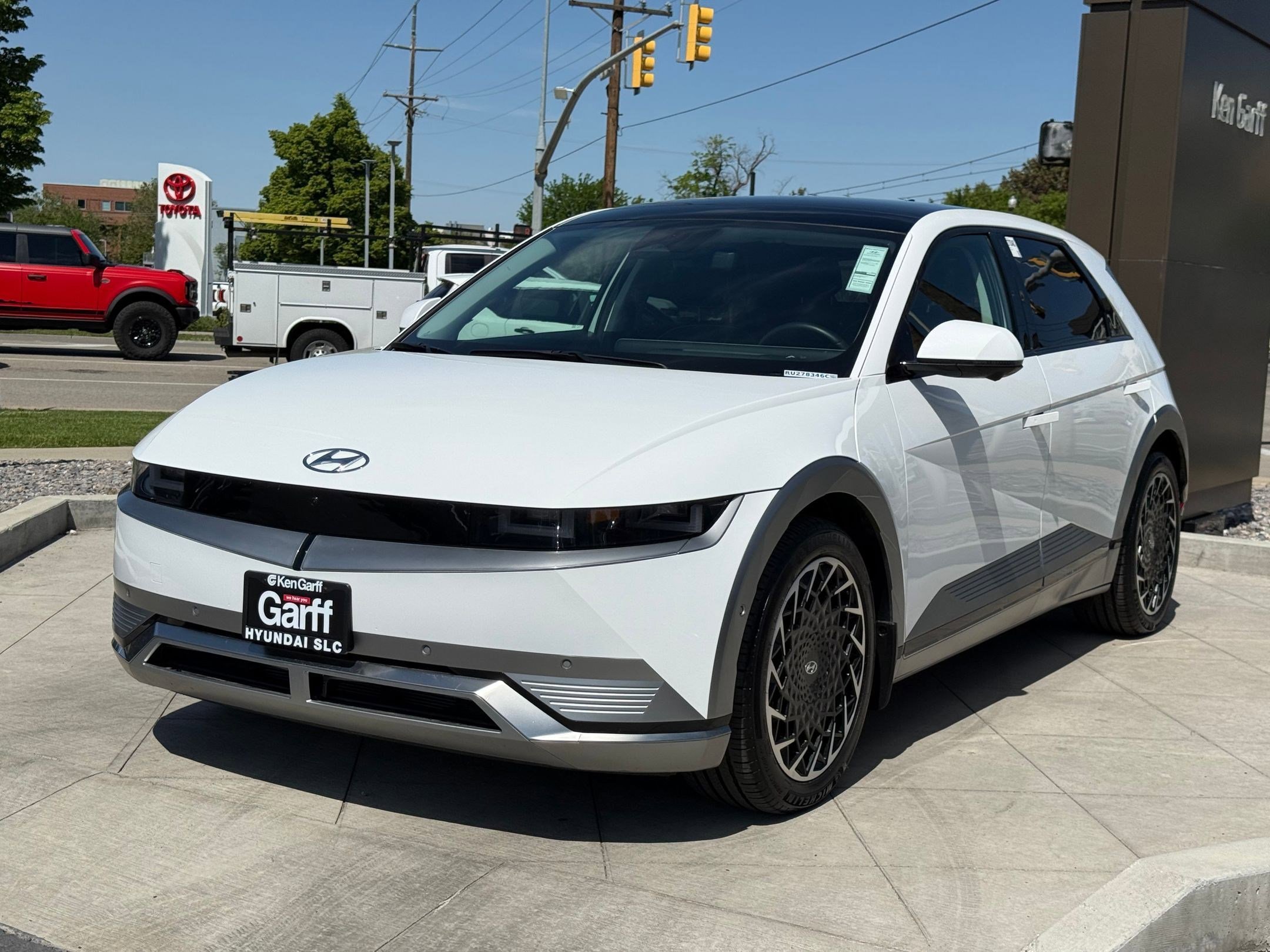 2024 Hyundai IONIQ 5 Limited - Photo 9