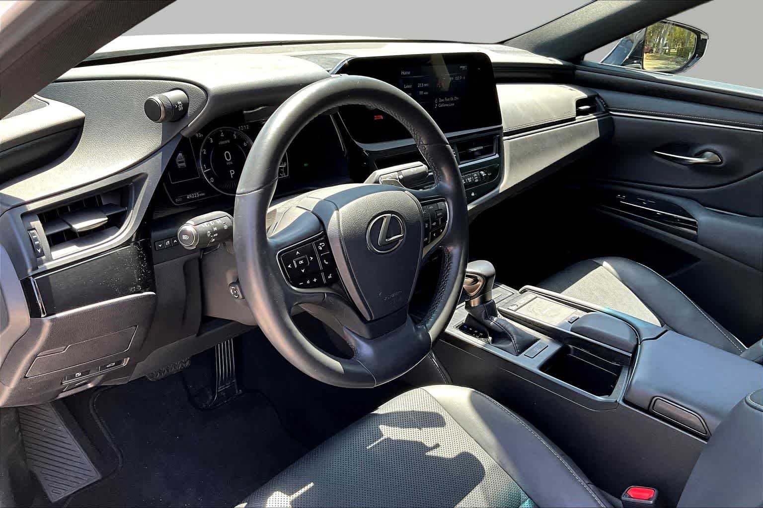 Certified Used 2022 EMINENT WHITE PEARL Lexus  image 18