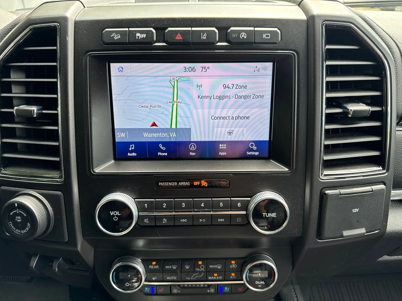 Used 2021 Gray Ford Limited image 23