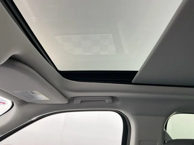 Used 2026 White Metallic Ford Active image 21
