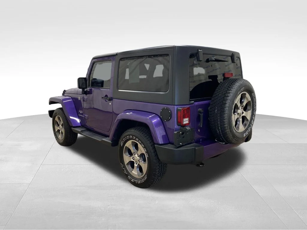 Used 2017 Purple Jeep Sahara image 2