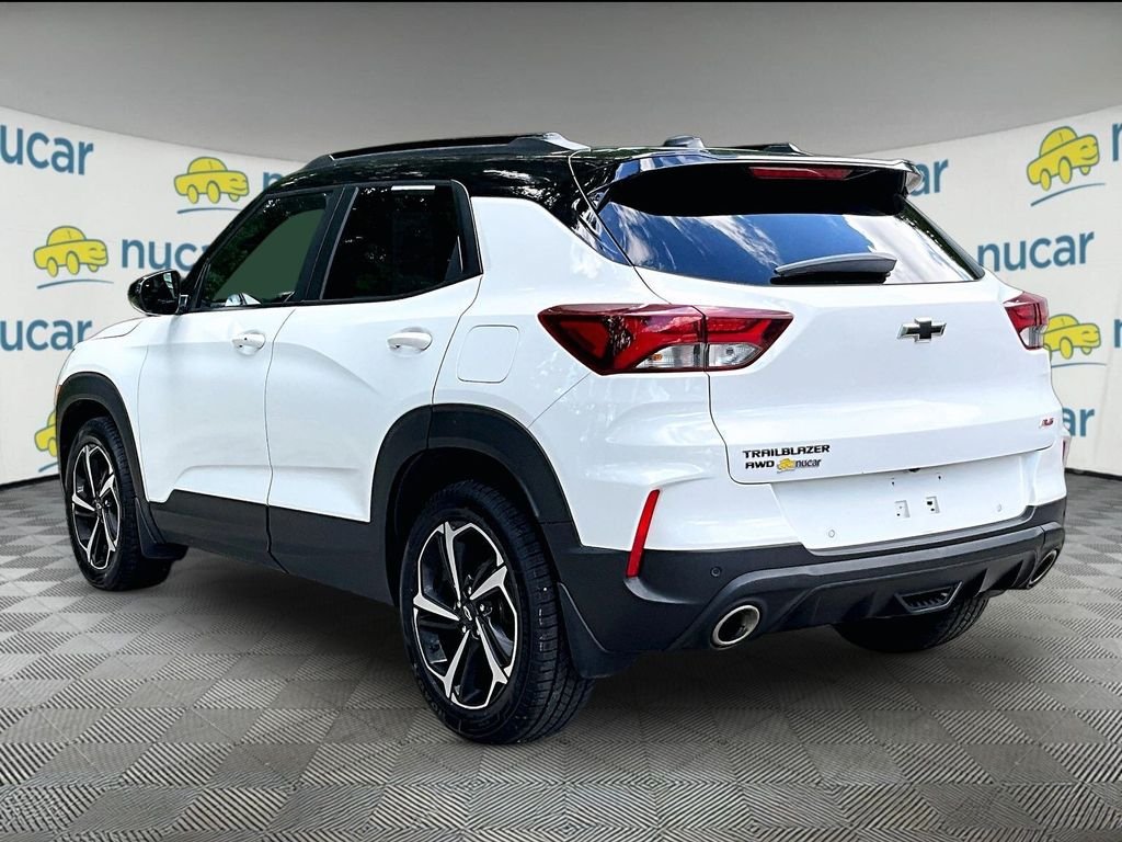 Used 2021 Summit White Chevrolet RS image 4