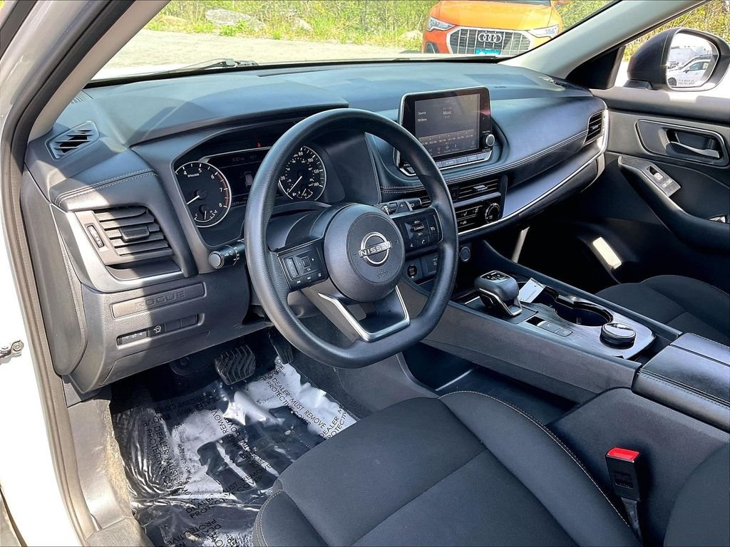 Used 2024 Brilliant Silver Metallic Nissan S image 8