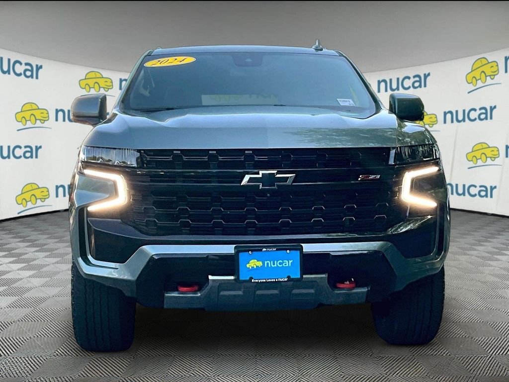 Used 2024 Green Chevrolet Z71 image 2