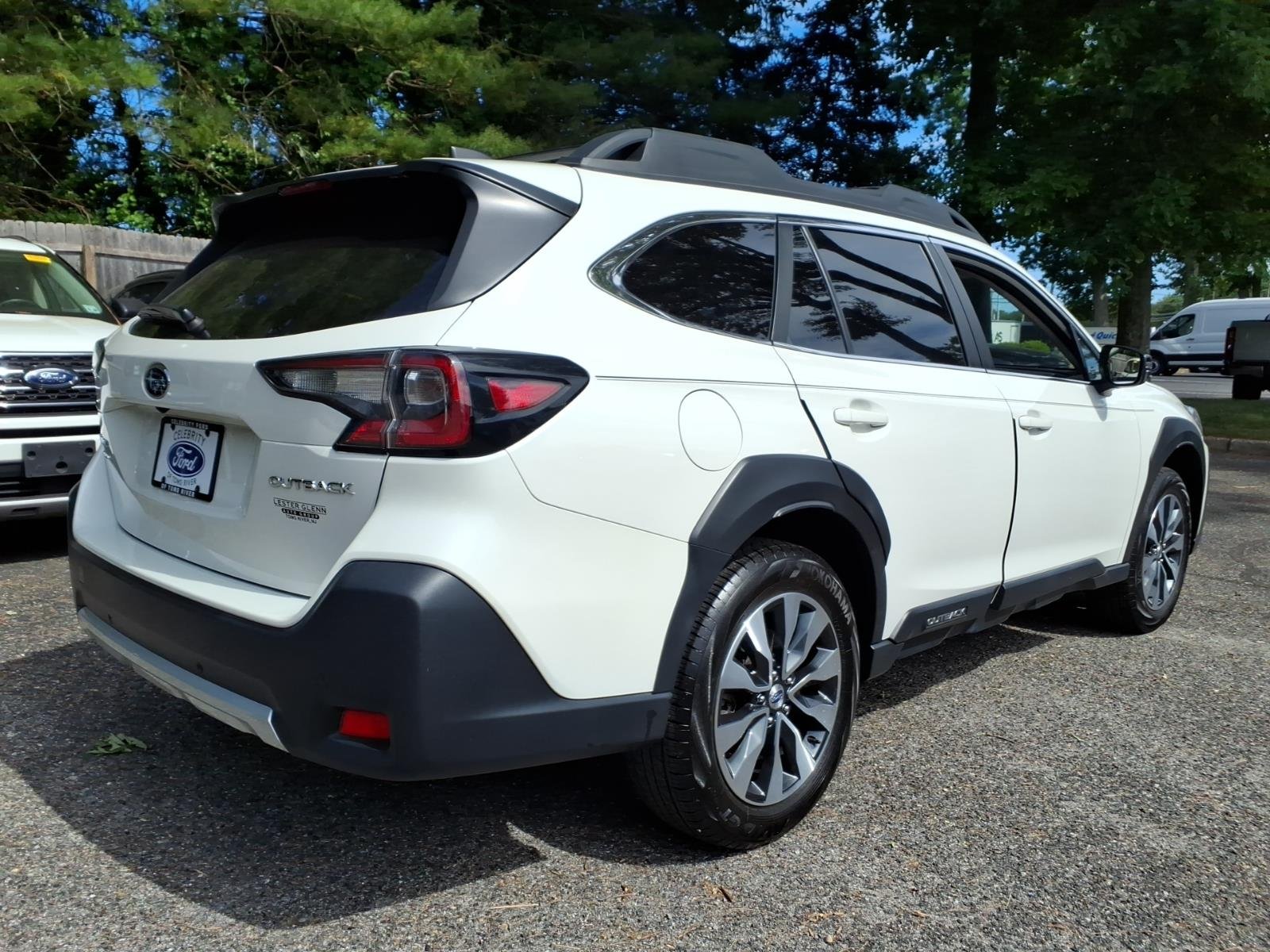 Certified Used 2023 Crystal White Pearl Subaru Limited image 2