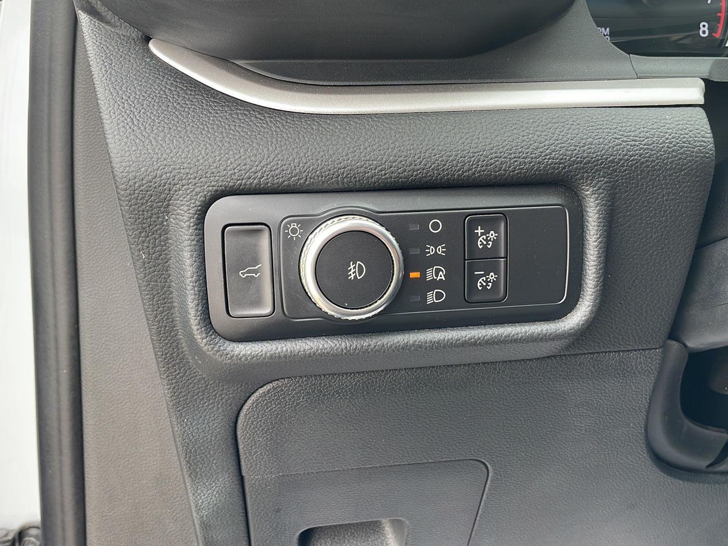 Used 2020 Oxford White Ford XLT image 20