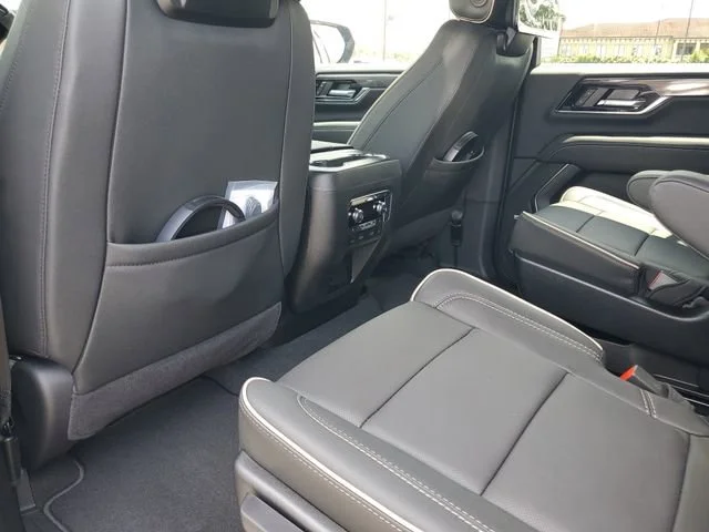 New 2026 Onyx Black GMC Elevation image 22