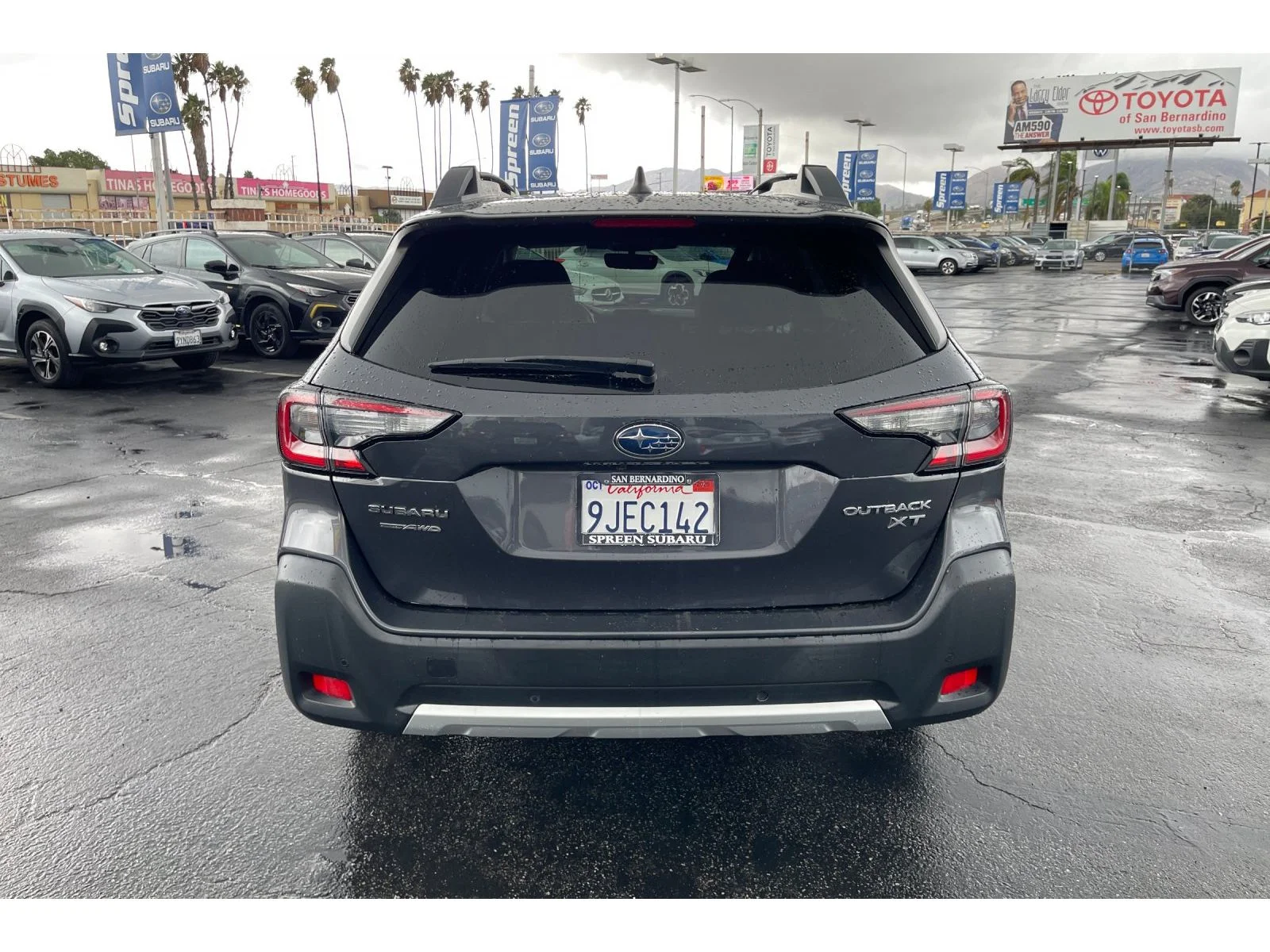 Used 2024 MAGNETITE GRAY ME Subaru Limited XT image 4