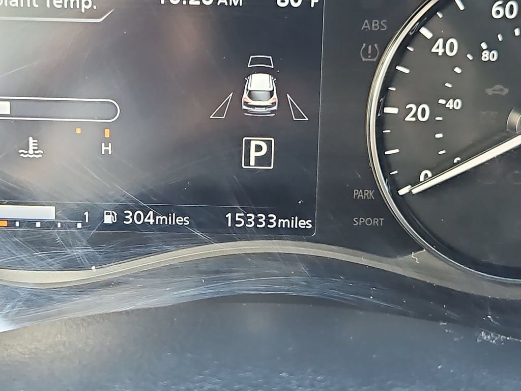 Used 2023 White Nissan SR image 16