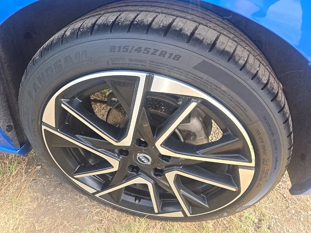 Used 2025 Blue Nissan SR image 2