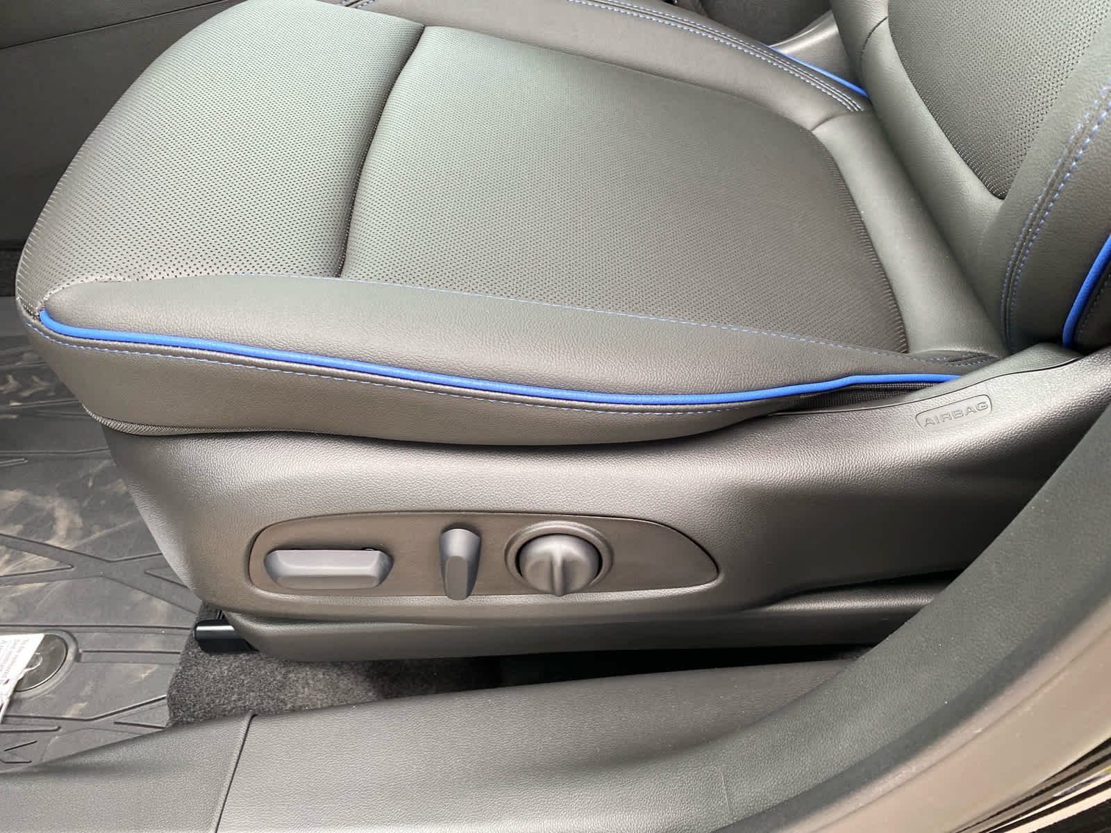 2026 Buick Encore GX Sport Touring - Photo 9